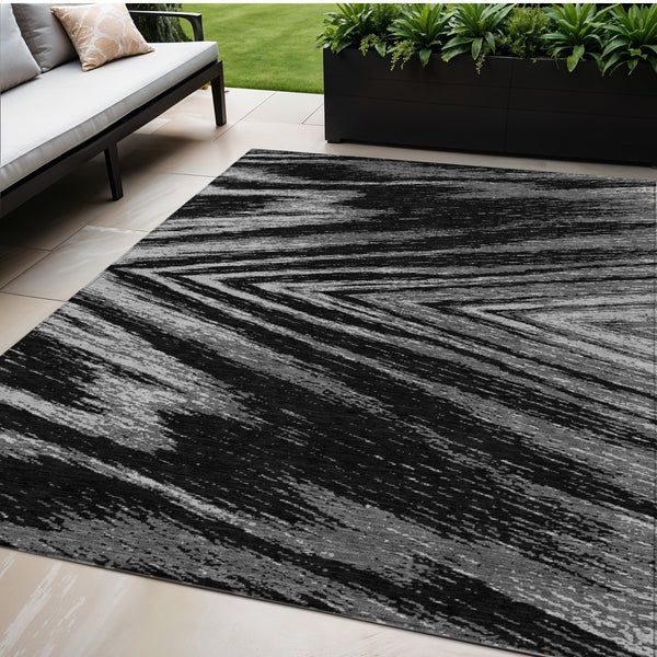 Homeroots 3' Artichoke Green And Gray Abstract Washable Area Rug For Indoor And Outdoor Spaces, Durable Design 5' X 8' Polyester 591508