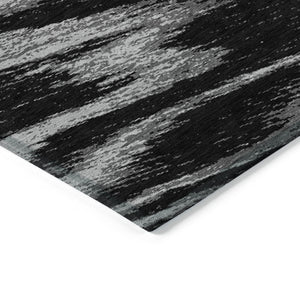 Homeroots 3' Artichoke Green And Gray Abstract Washable Area Rug For Indoor And Outdoor Spaces, Durable Design 5' X 8' Polyester 591508