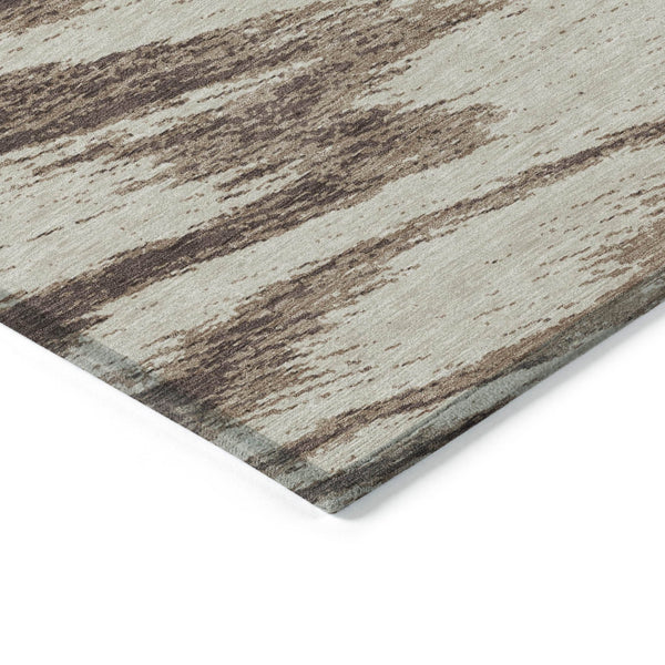 Homeroots 3' Artichoke Green And Gray Abstract Washable Area Rug For Indoor And Outdoor Spaces, Durable Design 5' X 8' Polyester 591520