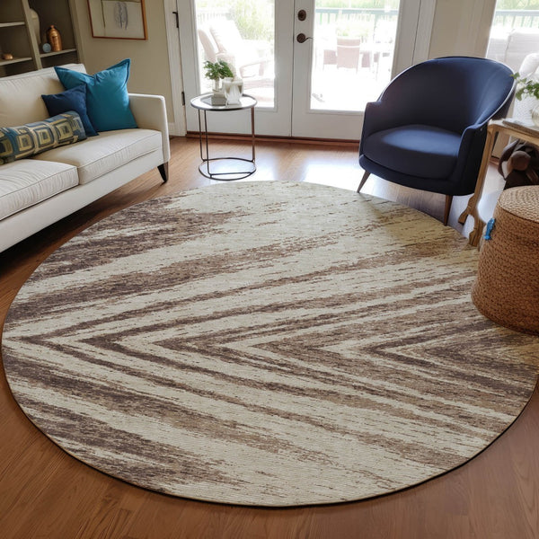 Homeroots 3' Artichoke Green And Gray Abstract Washable Area Rug For Indoor And Outdoor Spaces, Durable Design 8' Round Polyester 591521