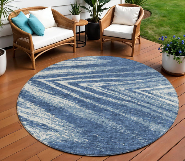 Homeroots 3' Artichoke Green And Gray Abstract Washable Area Rug For Indoor And Outdoor Spaces, Durable Design 8' Round Polyester 591527