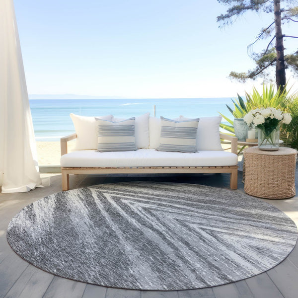 Homeroots 3' Artichoke Green And Gray Abstract Washable Area Rug For Indoor And Outdoor Spaces, Durable Design 8' Round Polyester 591533