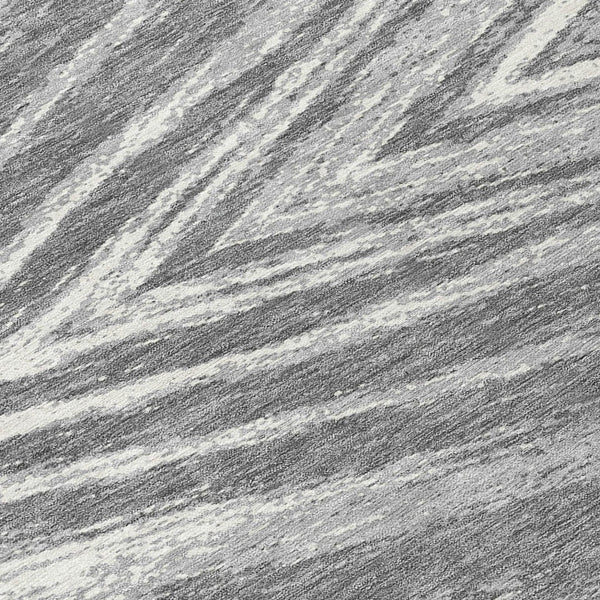 Homeroots 3' Artichoke Green And Gray Abstract Washable Area Rug For Indoor And Outdoor Spaces, Durable Design 8' Round Polyester 591533