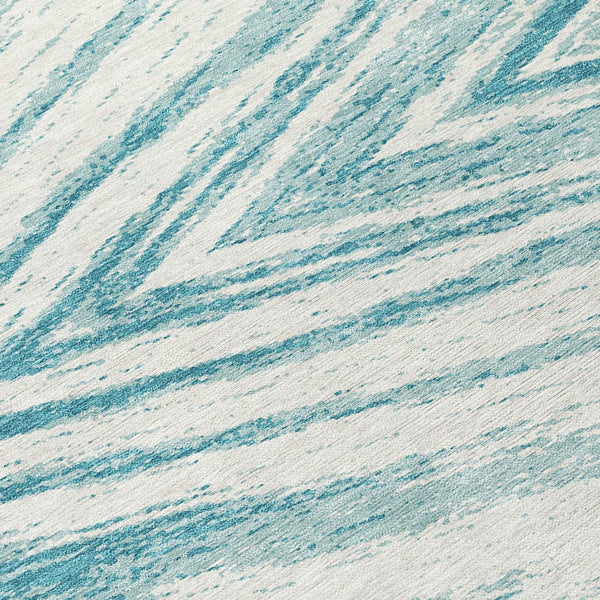 Homeroots 3' Artichoke Green And Gray Abstract Washable Area Rug For Indoor And Outdoor Spaces, Durable Design 8' Round Polyester 591575