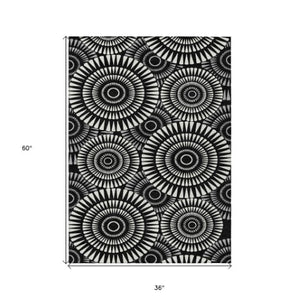 Homeroots 3' Artichoke Green Brown Beige Geometric Washable Indoor Outdoor Area Rug For Stylish Spaces 3' X 5' Polyester 591585