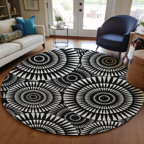 Homeroots 3' Artichoke Green Brown Beige Geometric Washable Indoor Outdoor Area Rug For Stylish Spaces 8' Round Polyester 591587