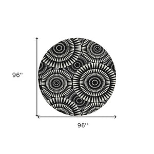 Homeroots 3' Artichoke Green Brown Beige Geometric Washable Indoor Outdoor Area Rug For Stylish Spaces 8' Round Polyester 591587