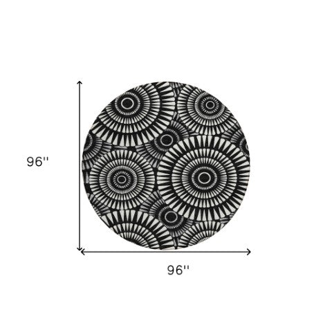 Homeroots 3' Artichoke Green Brown Beige Geometric Washable Indoor Outdoor Area Rug For Stylish Spaces 8' Round Polyester 591587