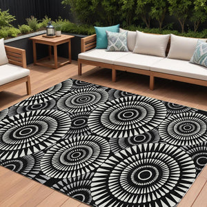 Homeroots 3' Artichoke Green Brown Beige Geometric Washable Indoor Outdoor Area Rug For Stylish Spaces 9' X 12' Polyester 591589