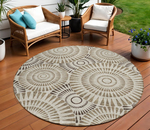 Homeroots 3' Artichoke Green Brown Beige Geometric Washable Indoor Outdoor Area Rug For Stylish Spaces 8' Round Polyester 591593
