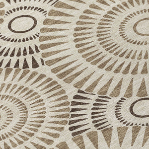 Homeroots 3' Artichoke Green Brown Beige Geometric Washable Indoor Outdoor Area Rug For Stylish Spaces 8' Round Polyester 591593