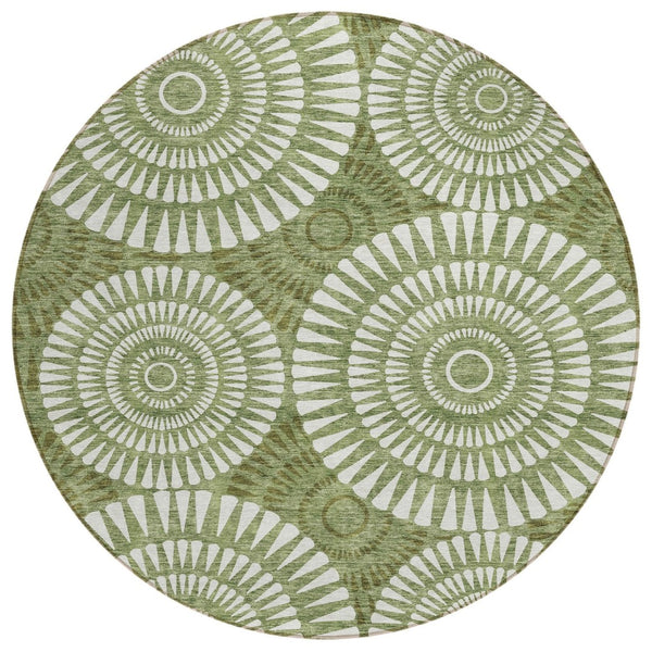 HomeRoots 5' Green and Ivory Geometric Area Rug - Durable, Washable Design for Indoor and Outdoor Spaces 8' Round 591611