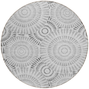 Homeroots 3' Artichoke Green Brown Beige Geometric Washable Indoor Outdoor Area Rug For Stylish Spaces 8' Round Polyester 591623