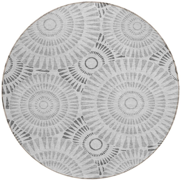 Homeroots 3' Artichoke Green Brown Beige Geometric Washable Indoor Outdoor Area Rug For Stylish Spaces 8' Round Polyester 591623