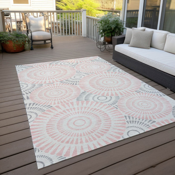 Homeroots 3' Artichoke Green Brown Beige Geometric Washable Indoor Outdoor Area Rug For Stylish Spaces 5' X 8' Polyester 591640