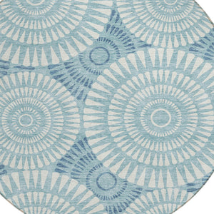 Homeroots 3' Artichoke Green Brown Beige Geometric Washable Indoor Outdoor Area Rug For Stylish Spaces 8' Round Polyester 591647