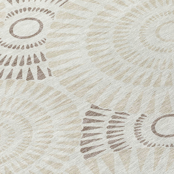 Homeroots 3' Artichoke Green Brown Beige Geometric Washable Indoor Outdoor Area Rug For Stylish Spaces 8' Round Polyester 591653