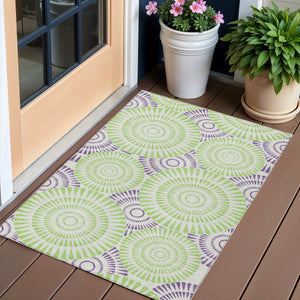 Homeroots 3' Artichoke Green Brown Beige Geometric Washable Indoor Outdoor Area Rug For Stylish Spaces 3' X 5' Polyester 591657