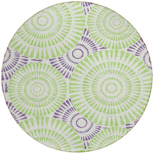 Homeroots 3' Artichoke Green Brown Beige Geometric Washable Indoor Outdoor Area Rug For Stylish Spaces 8' Round Polyester 591659