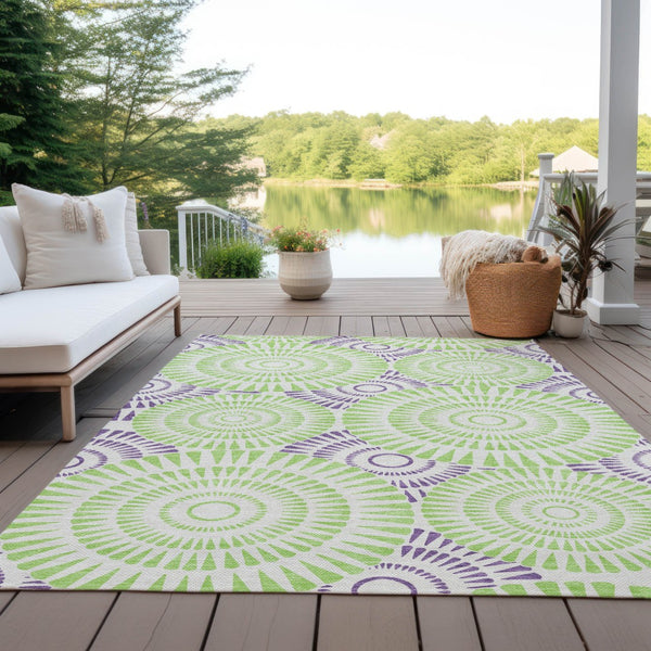 Homeroots 3' Artichoke Green Brown Beige Geometric Washable Indoor Outdoor Area Rug For Stylish Spaces 9' X 12' Polyester 591661