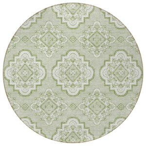 Homeroots 3' Medallion Area Rug In Artichoke Green And Ivory - Stylish, Washable For Indoor And Outdoor Use 8' Round Polyester 591665