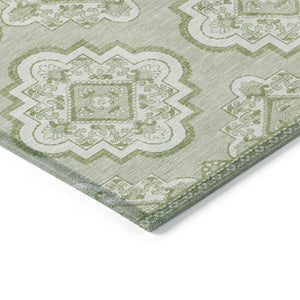 Homeroots 3' Medallion Area Rug In Artichoke Green And Ivory - Stylish, Washable For Indoor And Outdoor Use 8' X 10' Polyester 591666