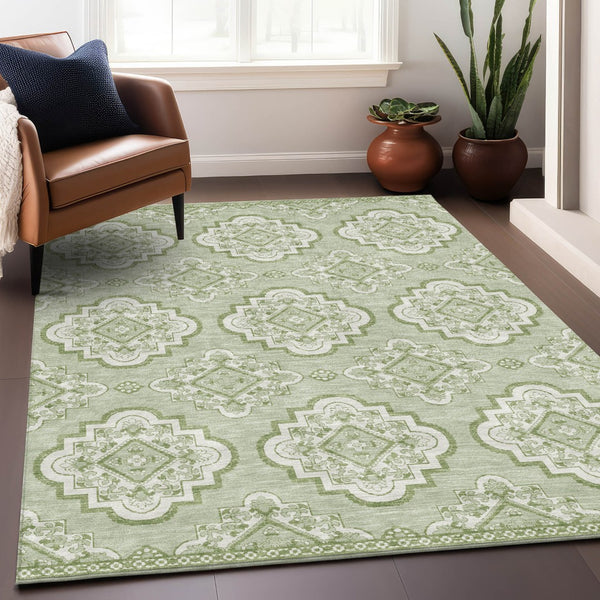 Homeroots 3' Medallion Area Rug In Artichoke Green And Ivory - Stylish, Washable For Indoor And Outdoor Use 9' X 12' Polyester 591667