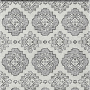 Homeroots 3' Medallion Area Rug In Artichoke Green And Ivory - Stylish, Washable For Indoor And Outdoor Use 9' X 12' Polyester 591691