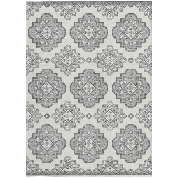 Homeroots 3' Medallion Area Rug In Artichoke Green And Ivory - Stylish, Washable For Indoor And Outdoor Use 10' X 14' Polyester 591692