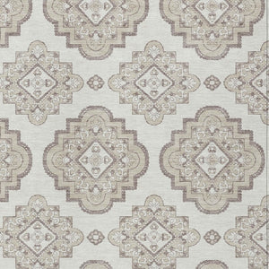 Homeroots 3' Medallion Area Rug In Artichoke Green And Ivory - Stylish, Washable For Indoor And Outdoor Use 8' X 10' Polyester 591696