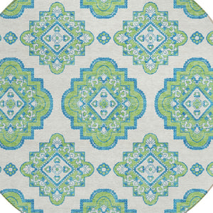 Homeroots 3' Medallion Area Rug In Artichoke Green And Ivory - Stylish, Washable For Indoor And Outdoor Use 8' Round Polyester 591701