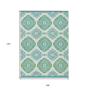 Homeroots 3' Medallion Area Rug In Artichoke Green And Ivory - Stylish, Washable For Indoor And Outdoor Use 9' X 12' Polyester 591703