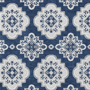 Homeroots 3' Medallion Area Rug In Artichoke Green And Ivory - Stylish, Washable For Indoor And Outdoor Use 3' X 5' Polyester 591711