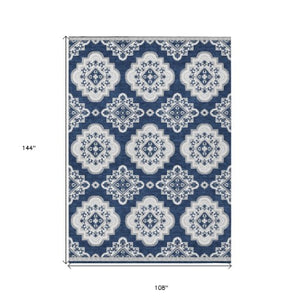 Homeroots 3' Medallion Area Rug In Artichoke Green And Ivory - Stylish, Washable For Indoor And Outdoor Use 9' X 12' Polyester 591715
