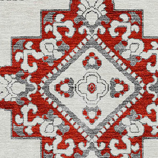 Homeroots 3' Medallion Area Rug In Artichoke Green And Ivory - Stylish, Washable For Indoor And Outdoor Use 8' Round Polyester 591719