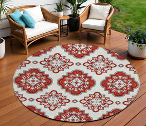 Homeroots 3' Medallion Area Rug In Artichoke Green And Ivory - Stylish, Washable For Indoor And Outdoor Use 8' Round Polyester 591719