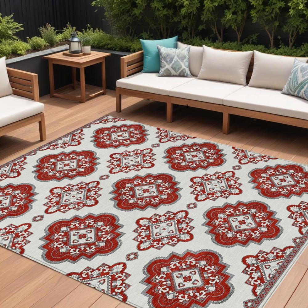 HomeRoots 5' Red and Beige Medallion Indoor Outdoor Area Rug - Durable, Machine Washable, Non-Slip Design 10' X 14' 591722