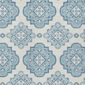 Homeroots 3' Medallion Area Rug In Artichoke Green And Ivory - Stylish, Washable For Indoor And Outdoor Use 3' X 5' Polyester 591723