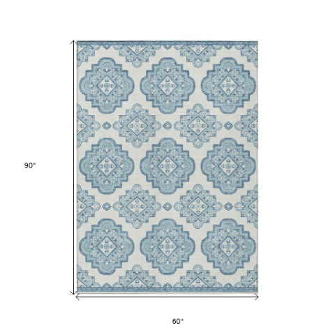 Homeroots 3' Medallion Area Rug In Artichoke Green And Ivory - Stylish, Washable For Indoor And Outdoor Use 5' X 8' Polyester 591724