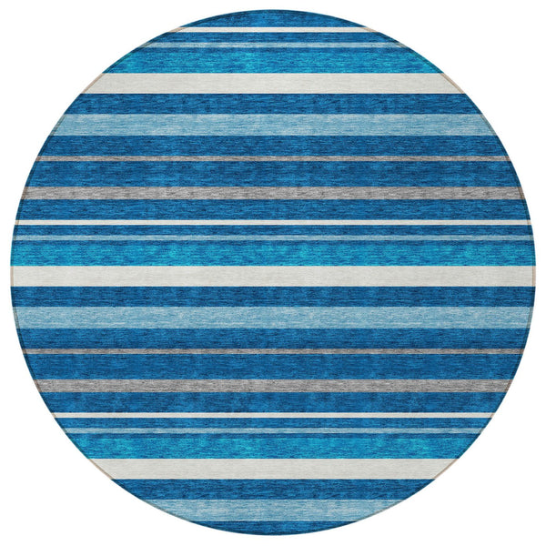 Homeroots 3' Black Ivory And Gray Striped Washable Area Rug - Stylish Indoor Outdoor Design For Any Space 8' Round Polyester 591743