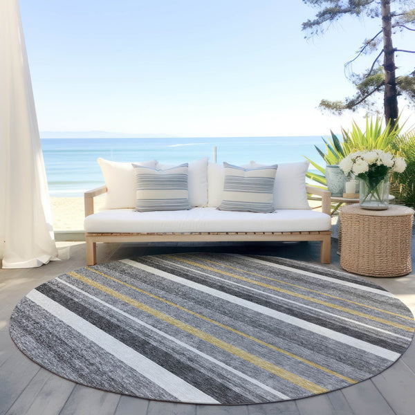 Homeroots 3' Black Ivory And Gray Striped Washable Area Rug - Stylish Indoor Outdoor Design For Any Space 8' Round Polyester 591749