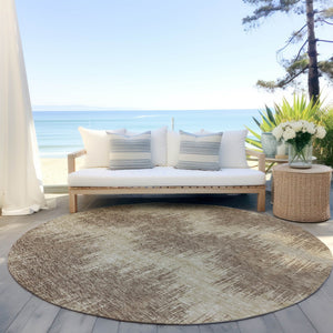 Homeroots 3' Durable Black And Ivory Chevron Indoor Outdoor Area Rug - Stylish, Washable, And Versatile Design 8' Round Polyester 591773