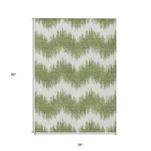 Homeroots 3' Durable Black And Ivory Chevron Indoor Outdoor Area Rug - Stylish, Washable, And Versatile Design 3' X 5' Polyester 591777