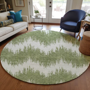 Homeroots 3' Durable Black And Ivory Chevron Indoor Outdoor Area Rug - Stylish, Washable, And Versatile Design 8' Round Polyester 591779