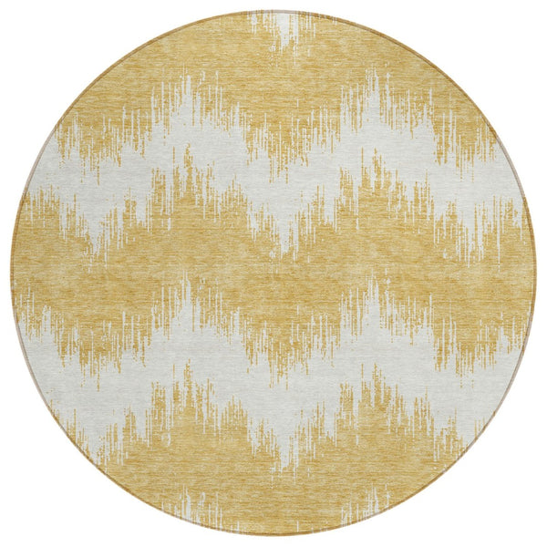 HomeRoots 5' Stylish Gold and Ivory Chevron Washable Area Rug for Indoor and Outdoor Spaces, Easy Care 8' Round 591785