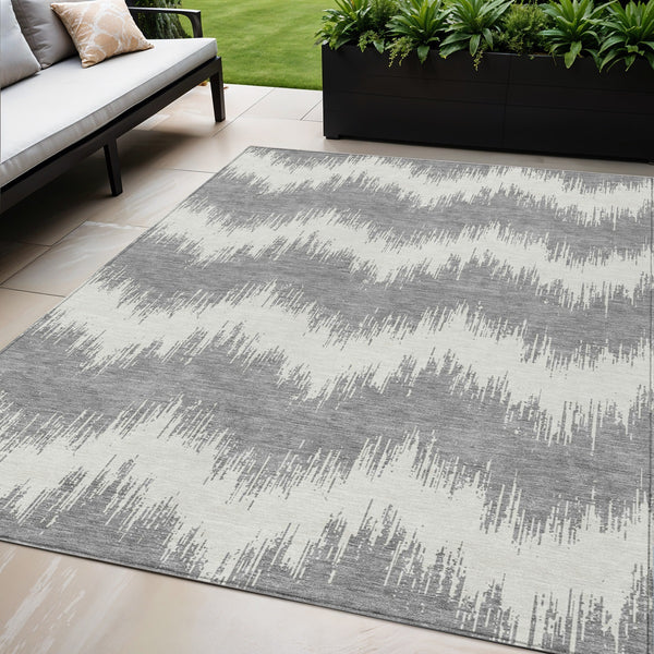 Homeroots 3' Durable Black And Ivory Chevron Indoor Outdoor Area Rug - Stylish, Washable, And Versatile Design 5' X 8' Polyester 591790
