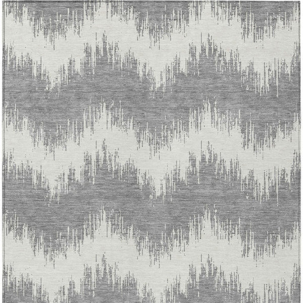 Homeroots 3' Durable Black And Ivory Chevron Indoor Outdoor Area Rug - Stylish, Washable, And Versatile Design 8' X 10' Polyester 591792