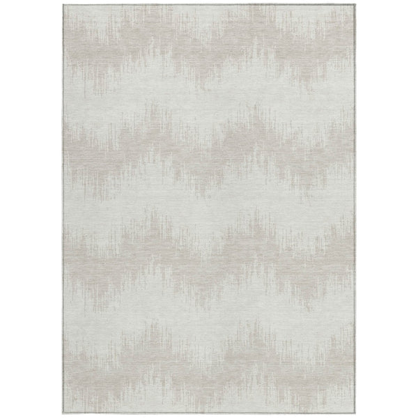 Homeroots 3' Durable Black And Ivory Chevron Indoor Outdoor Area Rug - Stylish, Washable, And Versatile Design 3' X 5' Polyester 591795