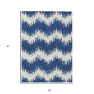 Homeroots 3' Durable Black And Ivory Chevron Indoor Outdoor Area Rug - Stylish, Washable, And Versatile Design 5' X 8' Polyester 591802