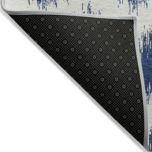 Homeroots 3' Durable Black And Ivory Chevron Indoor Outdoor Area Rug - Stylish, Washable, And Versatile Design 10' X 14' Polyester 591806